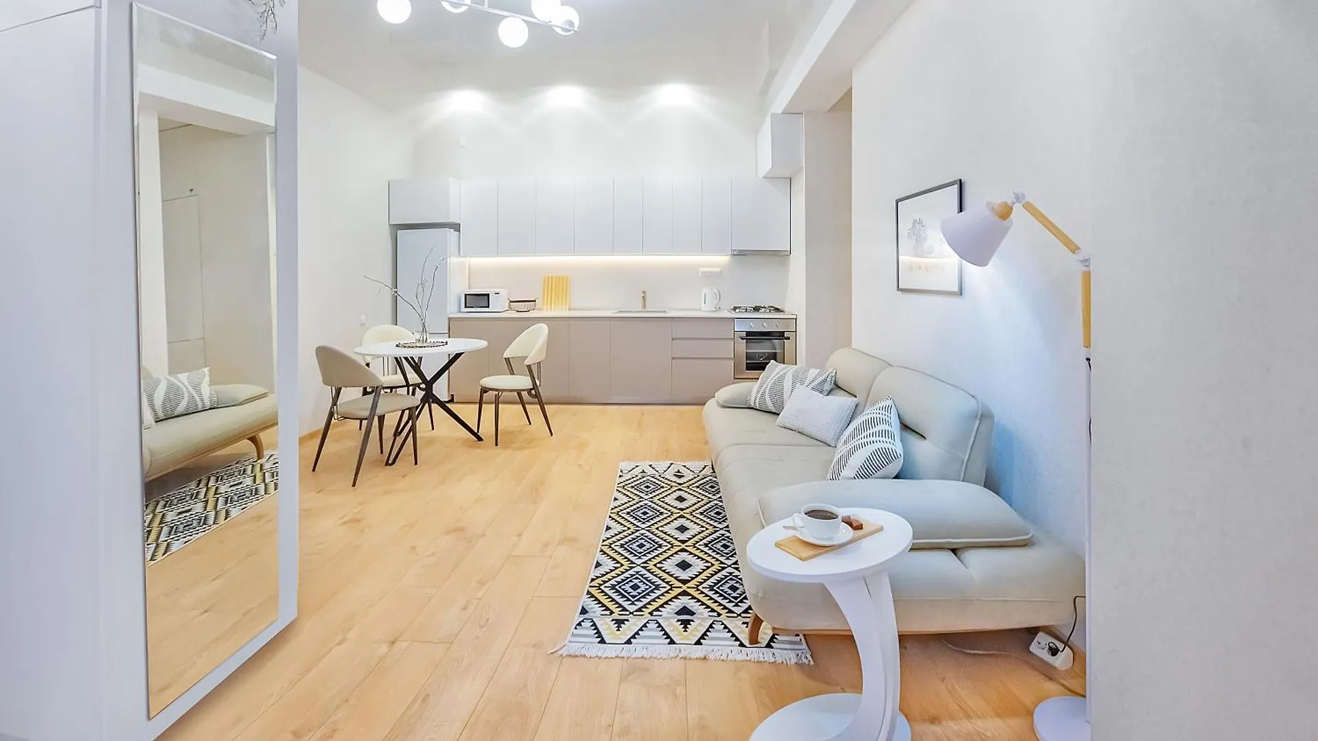 Hb Apartments B I G Tbilisi