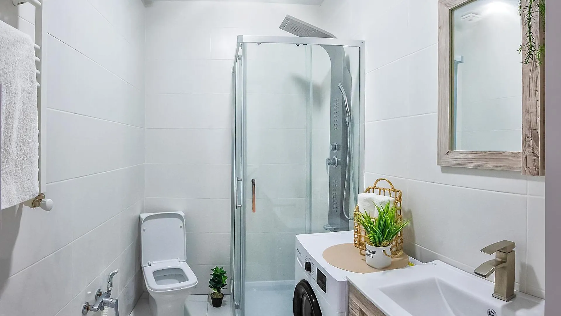 Hb Apartments B I G Tbilisi 0*,