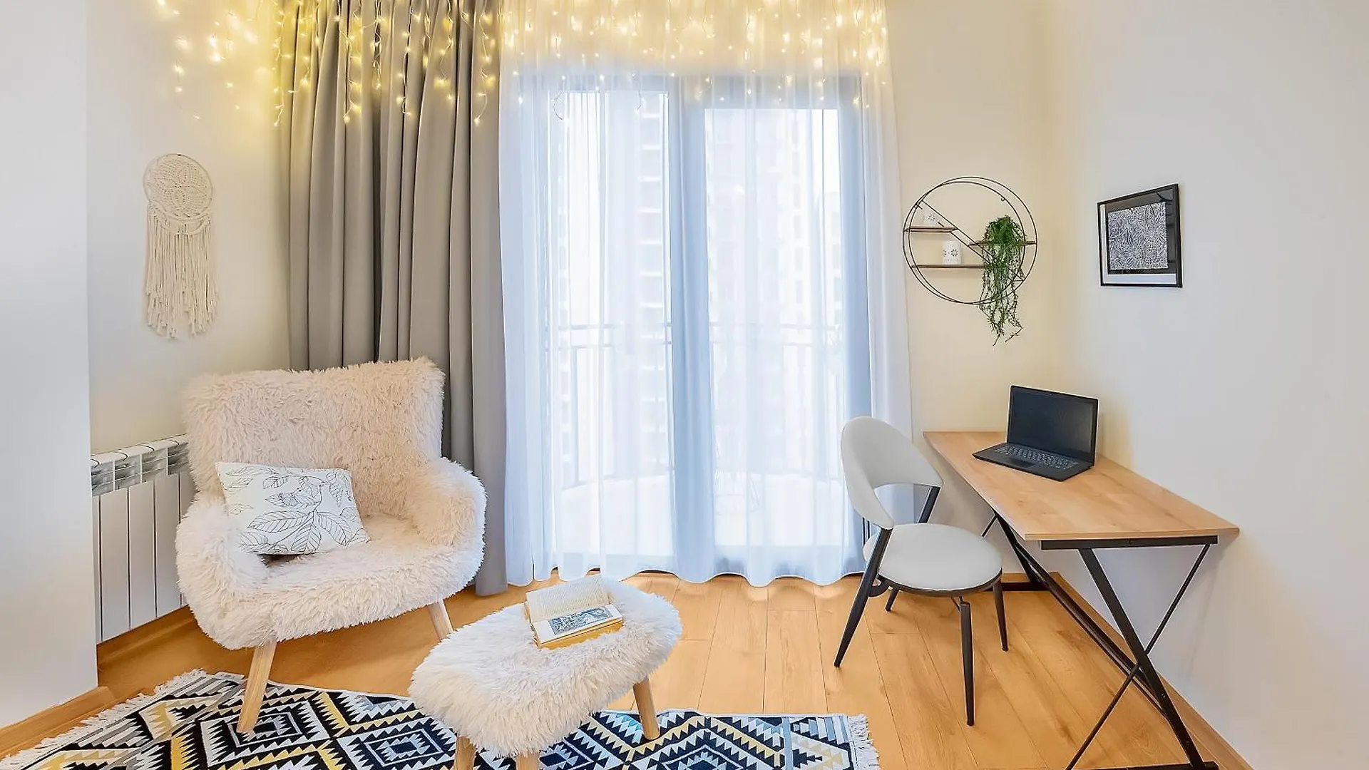 Hb Apartments B I G Tbilisi