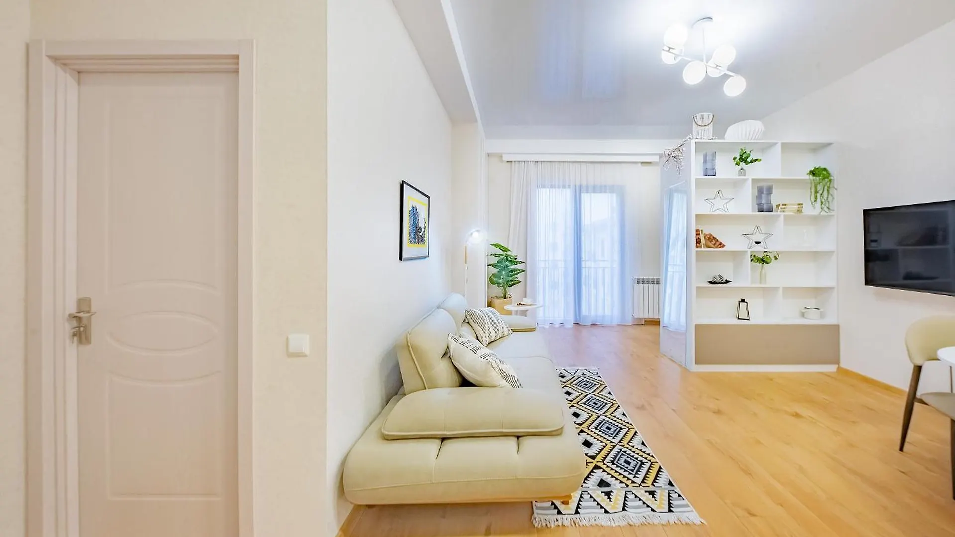 Hb Apartments B I G Tbilisi