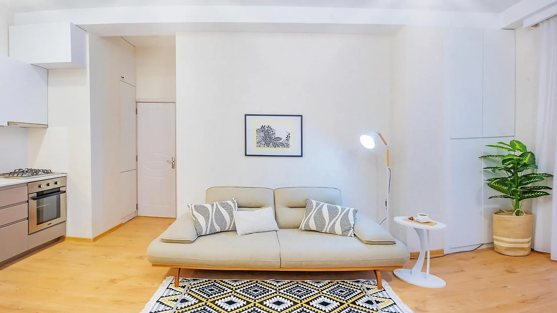 Hb Apartments B I G Tbilisi Georgia