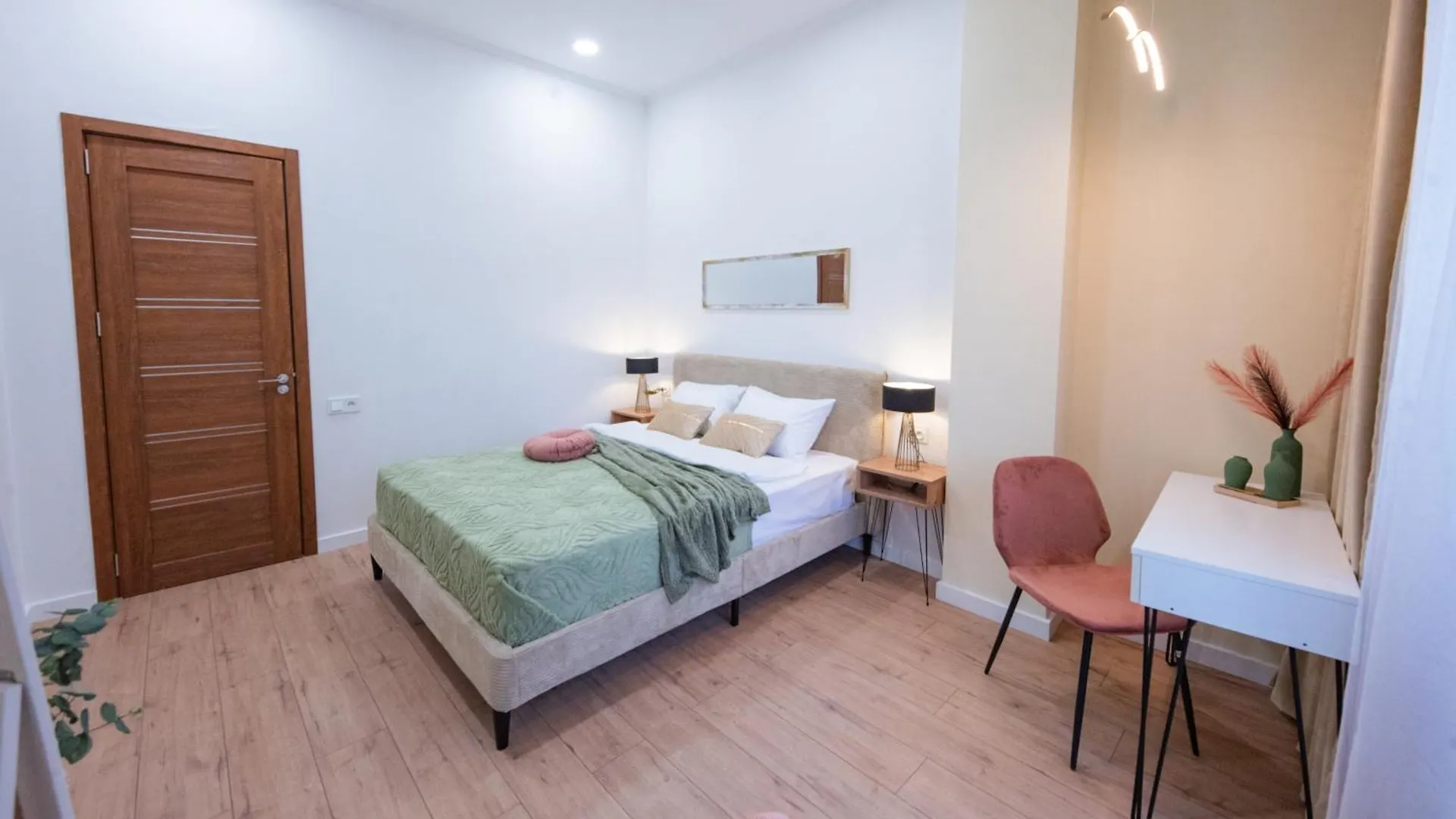 Hb Apartments B I G Tbilisi